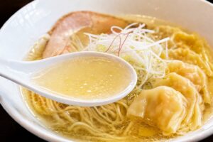 夏休みの秩父観光ランチにおすすめの麺屋ギャオス秩父店